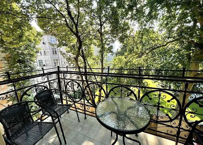 Big Apart Next To Galeria Dominikanska - 4 Rooms