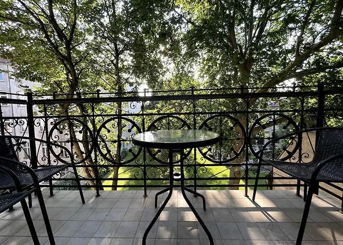 Big Apart Next To Galeria Dominikanska - 4 Rooms