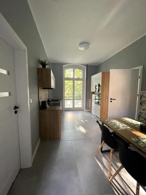 Big Next To Galeria Dominikanska - 4 * Breslavia